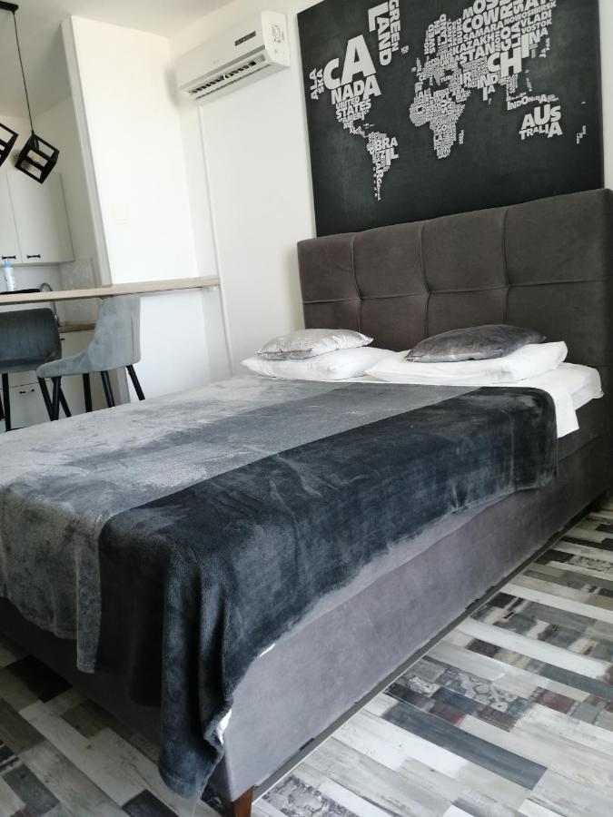 Studio Apartment Lanterna Zadar Luaran gambar