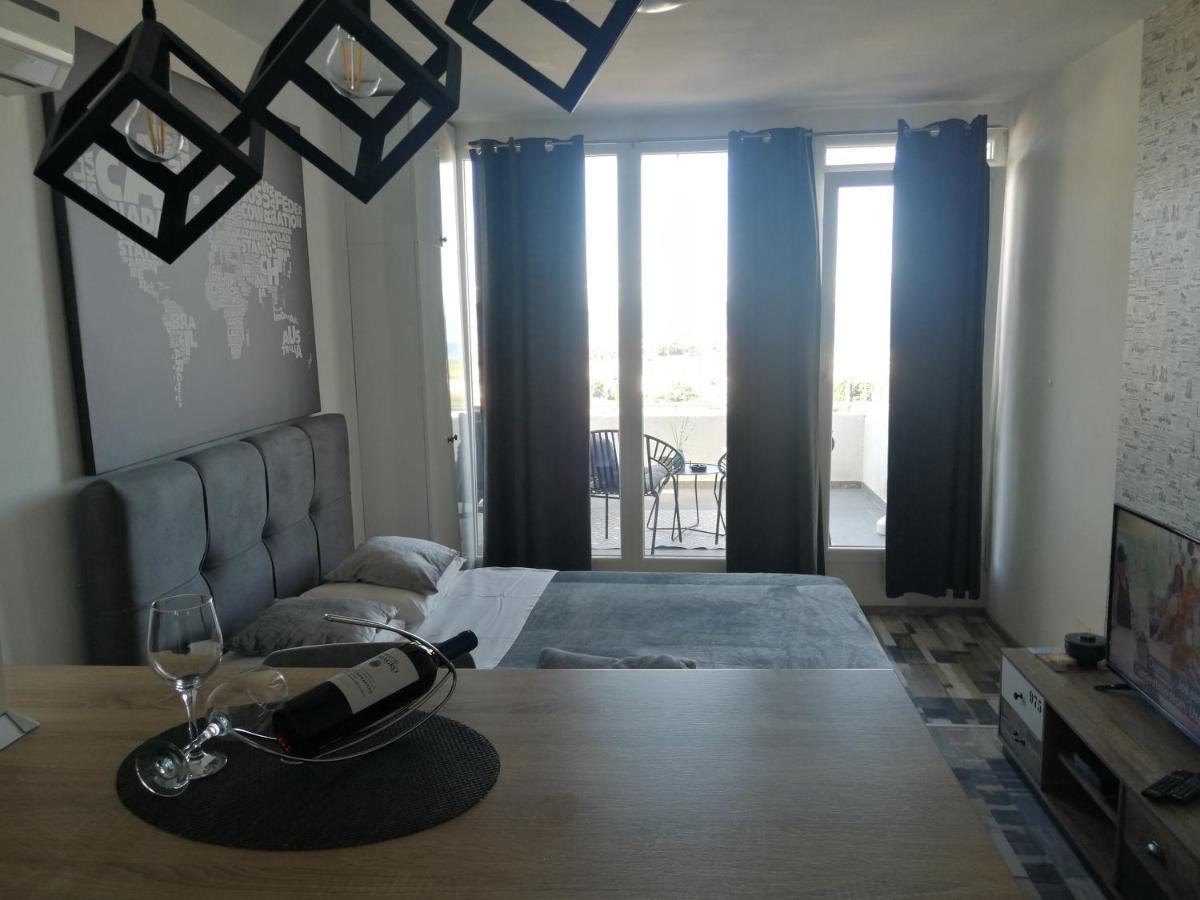 Studio Apartment Lanterna Zadar Luaran gambar