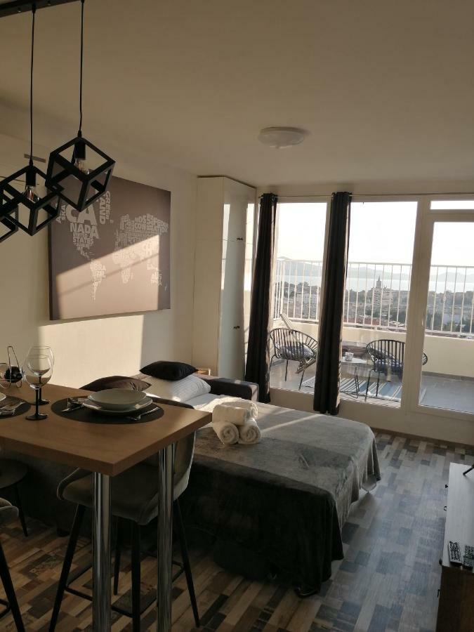 Studio Apartment Lanterna Zadar Luaran gambar